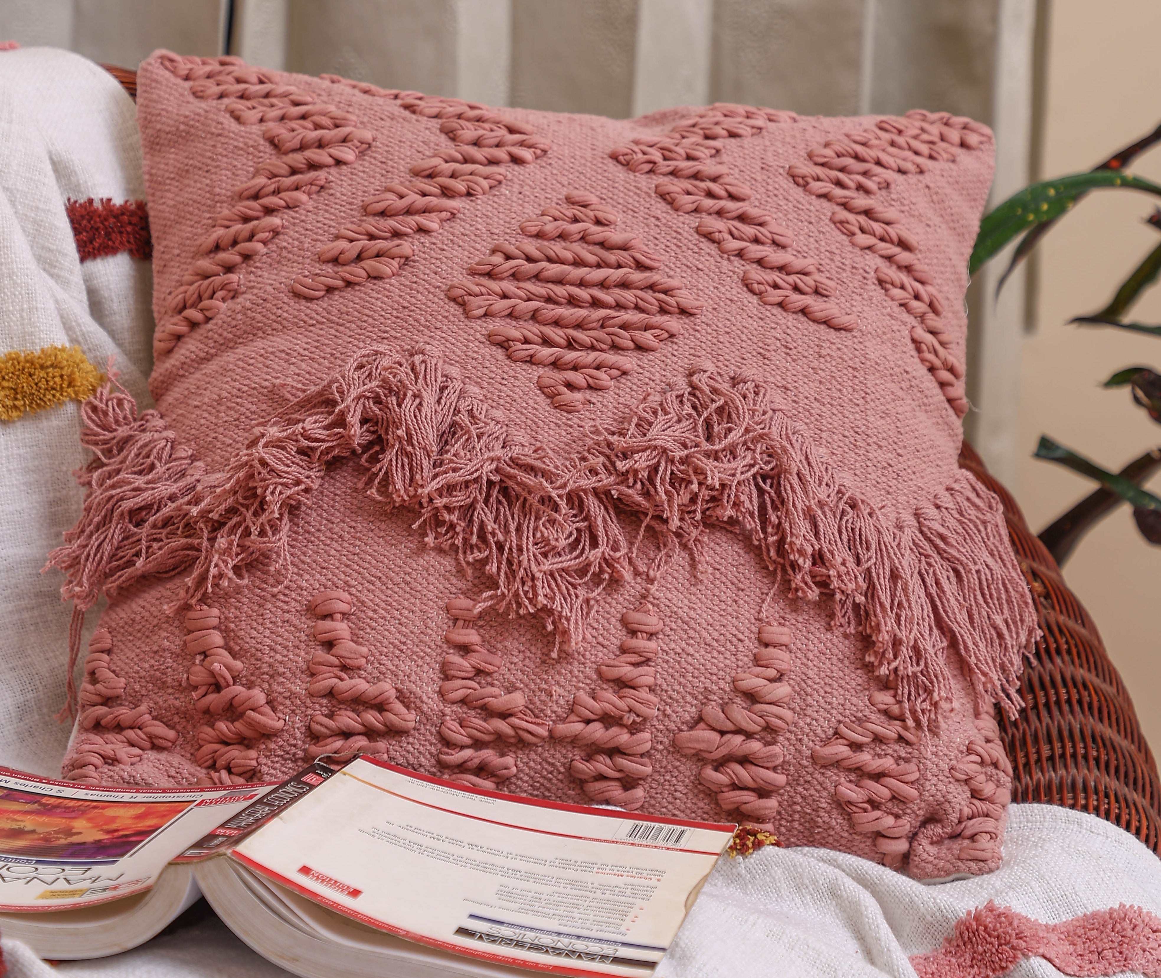 Stitchnest Cushion